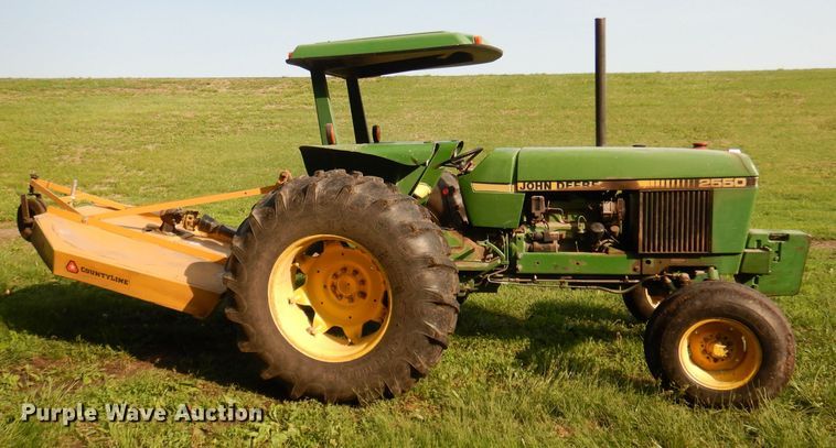 image for item DN1563 John Deere 2550  tractor