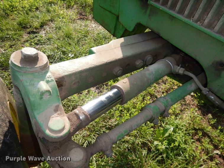 image for item DN1563 John Deere 2550  tractor