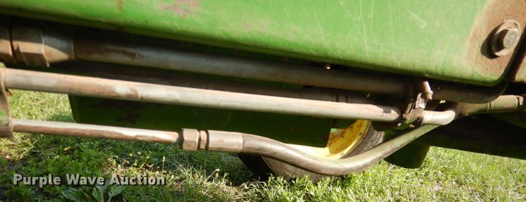 image for item DN1563 John Deere 2550  tractor