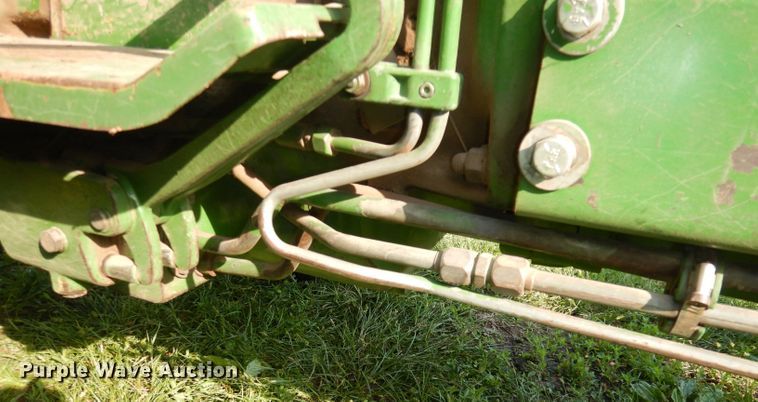 image for item DN1563 John Deere 2550  tractor