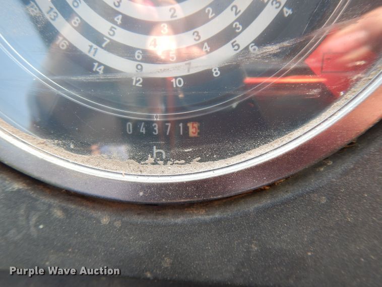 image for item DN1563 John Deere 2550  tractor