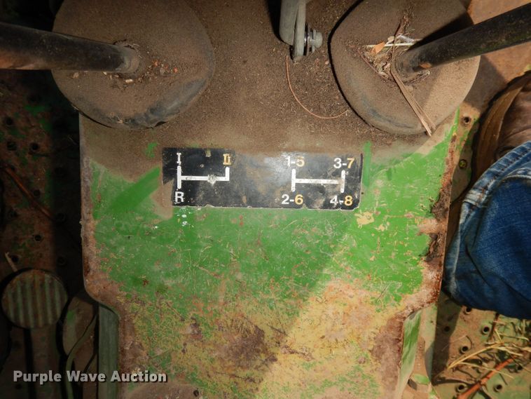 image for item DN1563 John Deere 2550  tractor