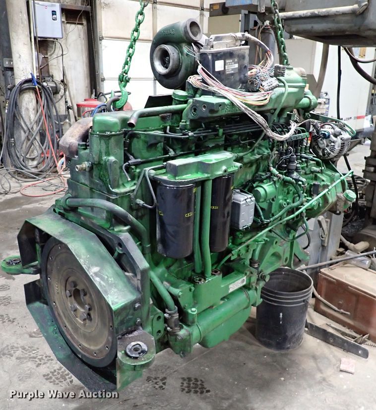 image for item DN6819 1994 John Deere 6101HRW02  engine