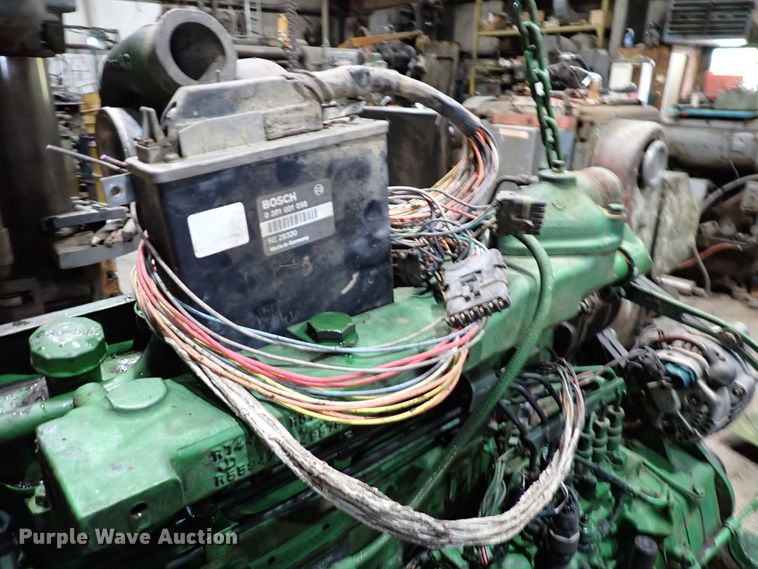 image for item DN6819 1994 John Deere 6101HRW02  engine