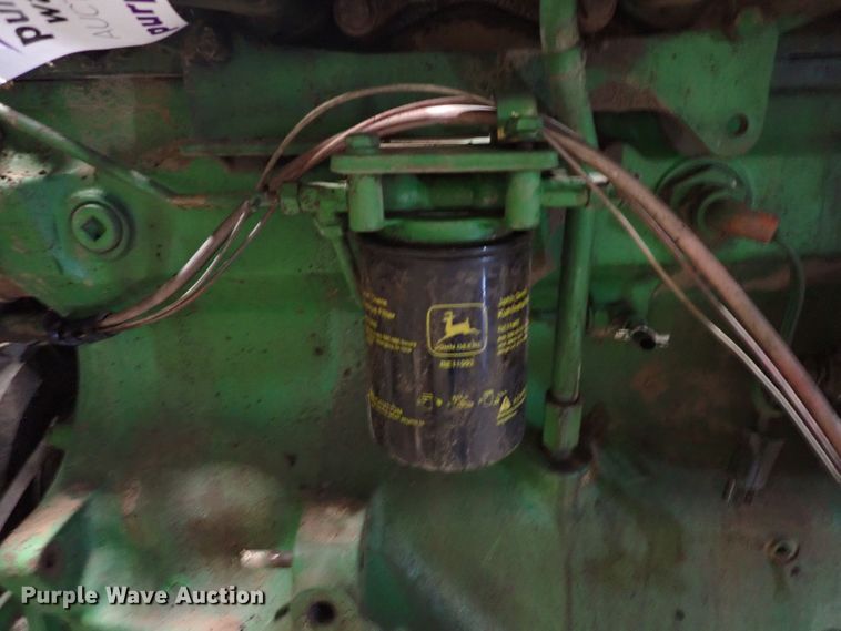 image for item DN6819 1994 John Deere 6101HRW02  engine