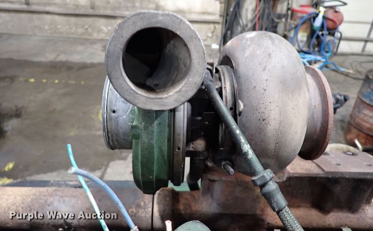 image for item DN6819 1994 John Deere 6101HRW02  engine