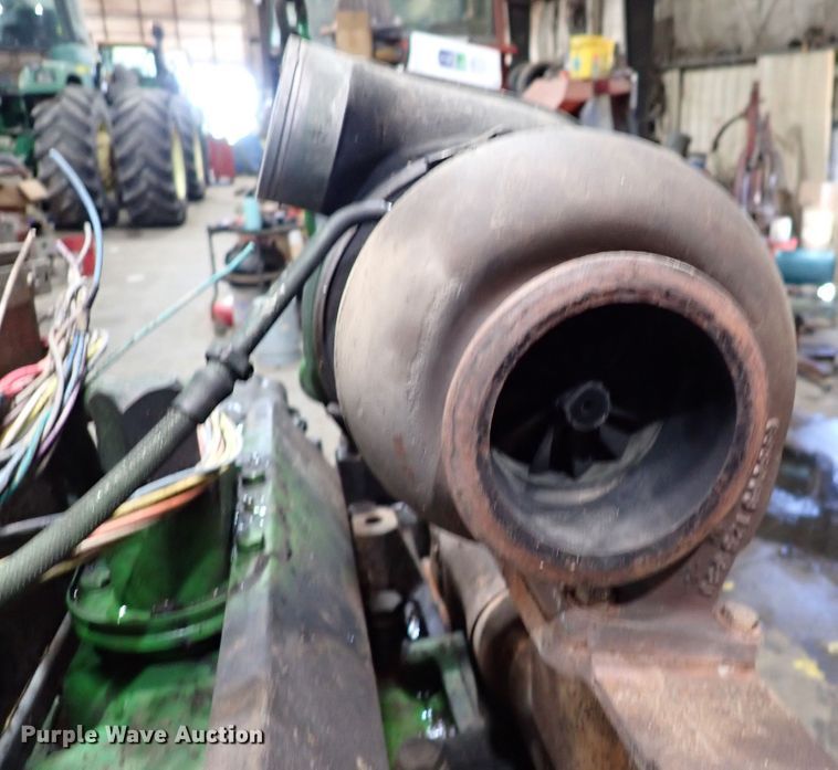 image for item DN6819 1994 John Deere 6101HRW02  engine