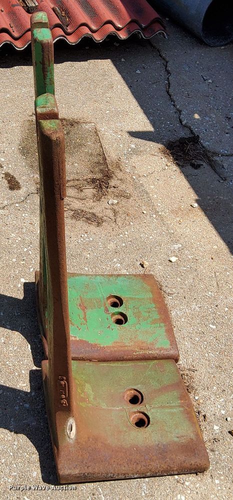 image for item DN6823 (5) tractor weights weights