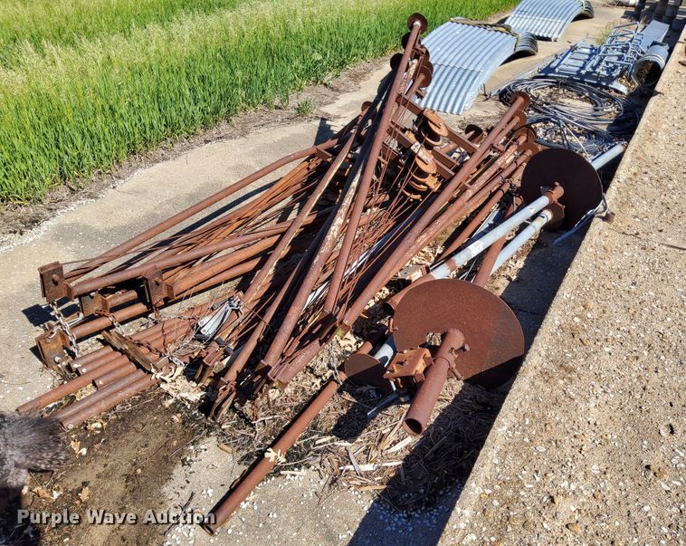 image for item DN6824 (12) grain bin jacks