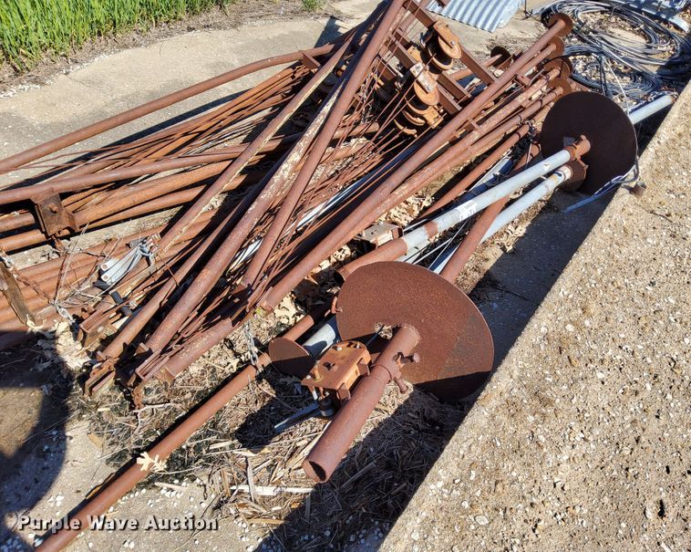 image for item DN6824 (12) grain bin jacks