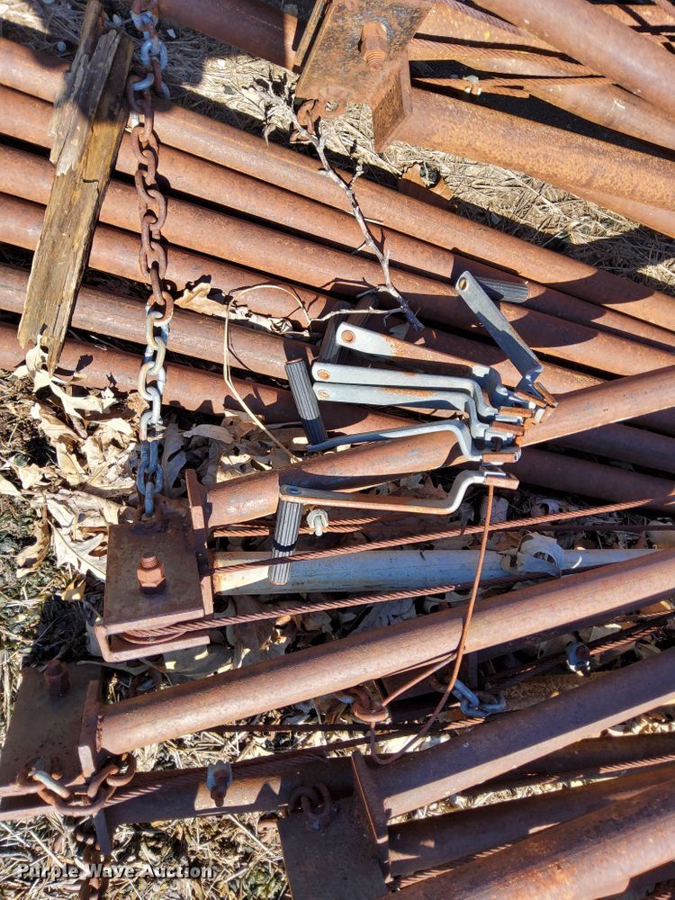 image for item DN6824 (12) grain bin jacks