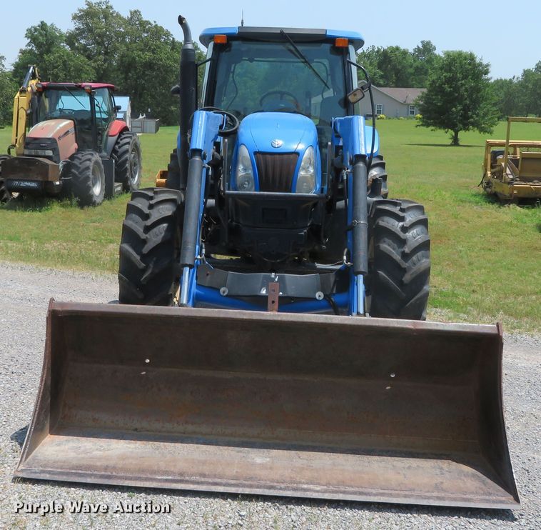 image for item DN7995 2006 New Holland TS115A  MFWD tractor