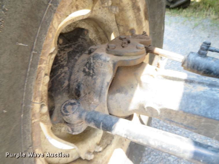 image for item DN7995 2006 New Holland TS115A  MFWD tractor