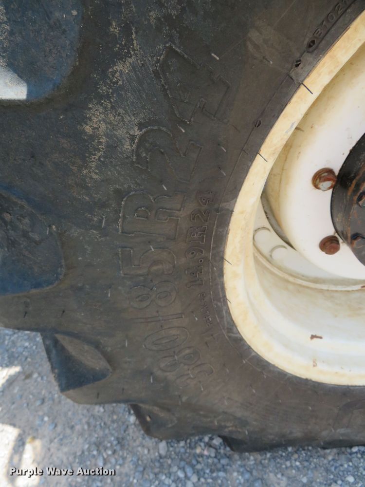 image for item DN7995 2006 New Holland TS115A  MFWD tractor