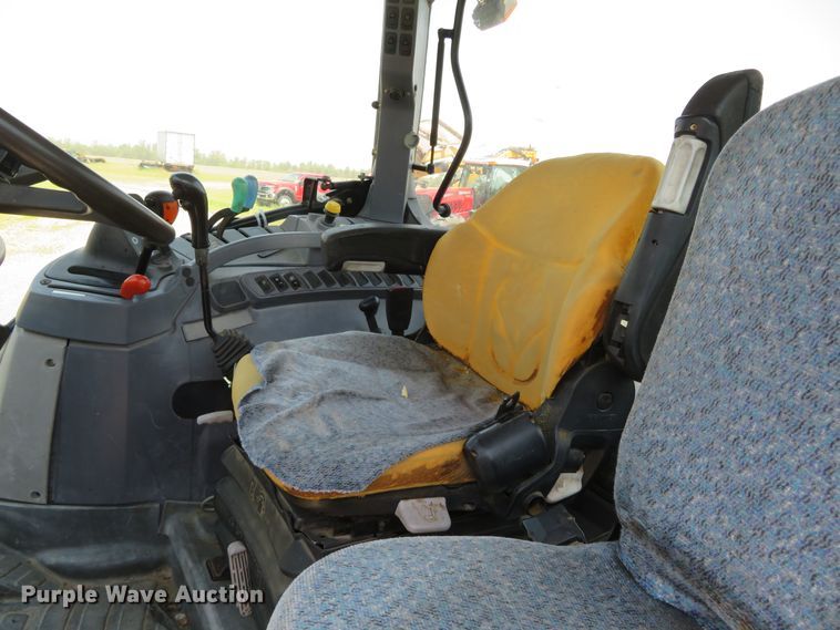 image for item DN7995 2006 New Holland TS115A  MFWD tractor