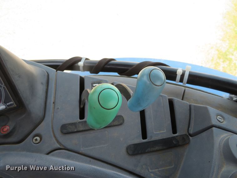 image for item DN7995 2006 New Holland TS115A  MFWD tractor