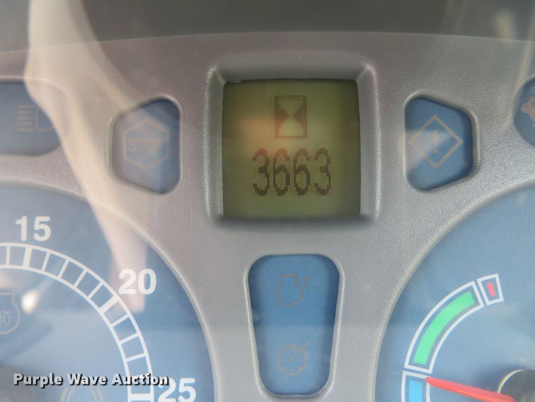 image for item DN7995 2006 New Holland TS115A  MFWD tractor