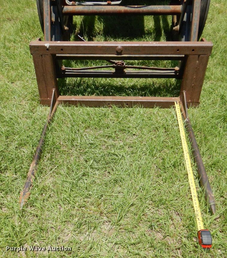 image for item DP4012 Belarus 805  tractor