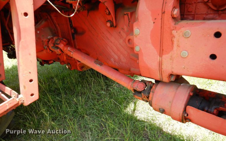 image for item DP4014 Belarus 825  MFWD tractor