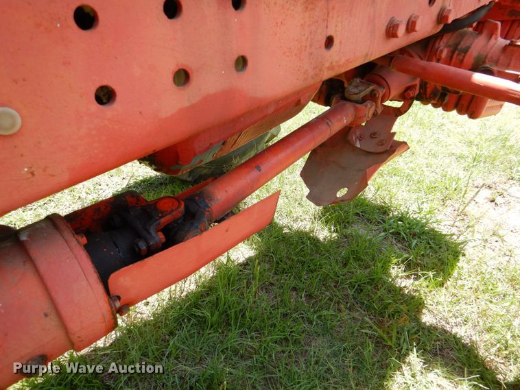 image for item DP4014 Belarus 825  MFWD tractor