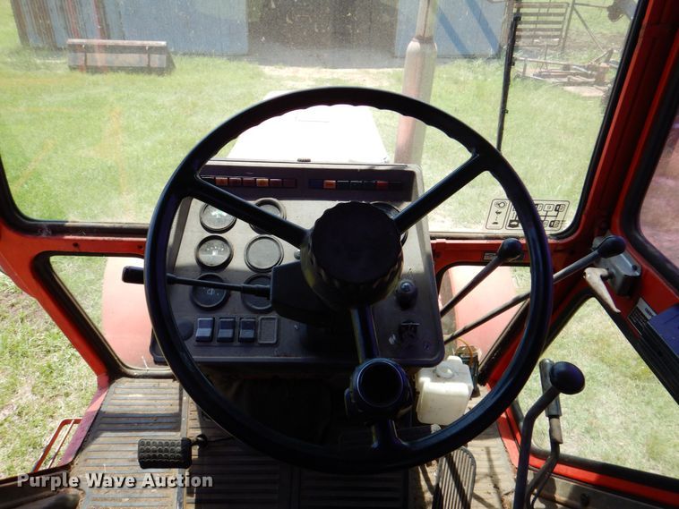 image for item DP4014 Belarus 825  MFWD tractor