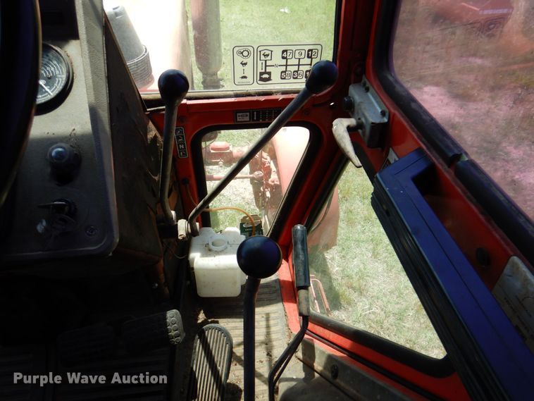 image for item DP4014 Belarus 825  MFWD tractor