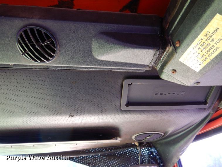 image for item DP4014 Belarus 825  MFWD tractor