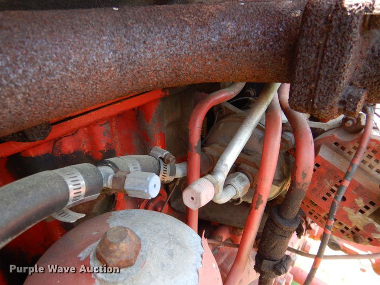 image for item DP4014 Belarus 825  MFWD tractor