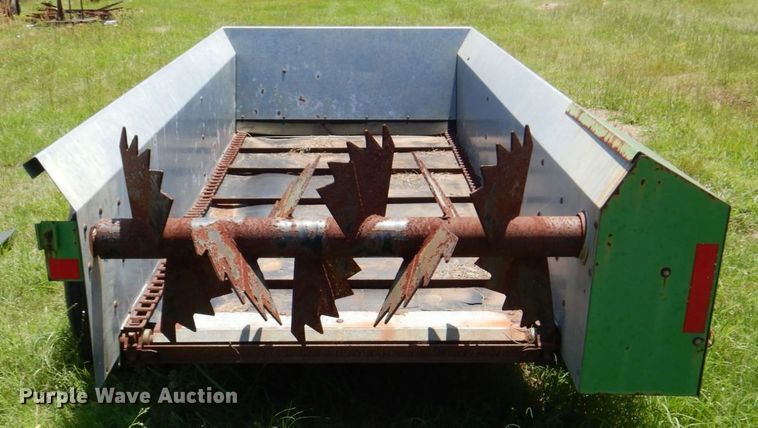 image for item DP4017 Frontier  manure spreader