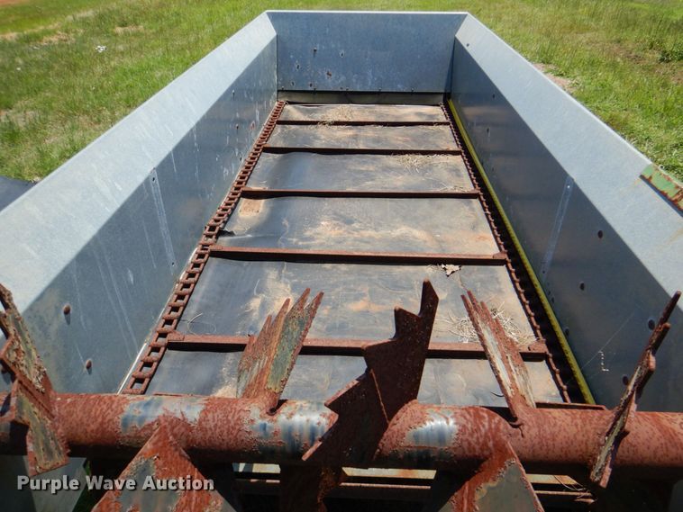 image for item DP4017 Frontier  manure spreader