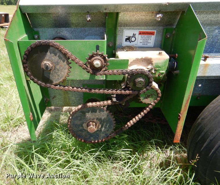 image for item DP4017 Frontier  manure spreader