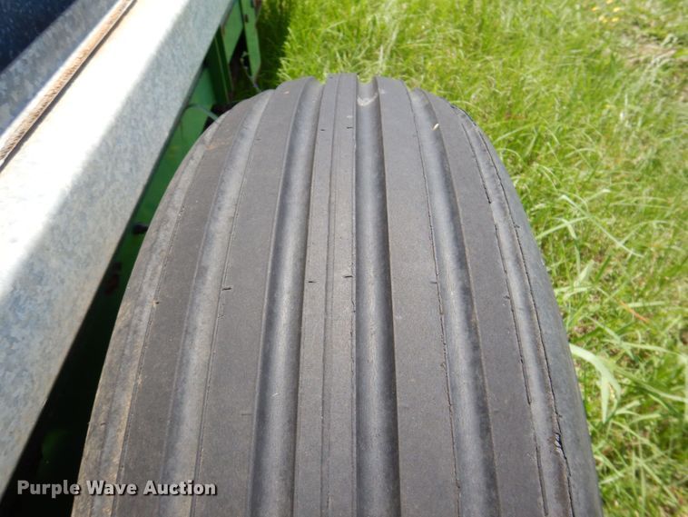 image for item DP4017 Frontier  manure spreader