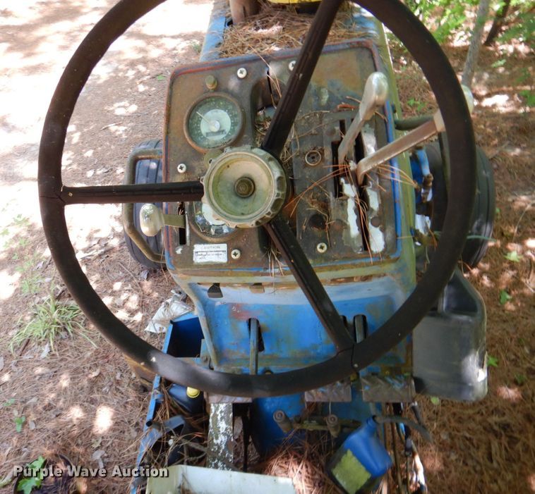 image for item DP4037 Ford 8600  tractor