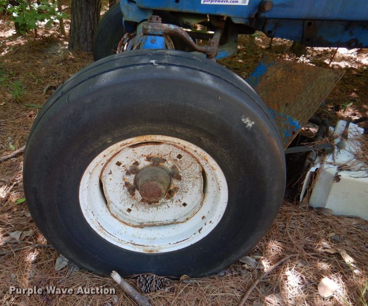 image for item DP4037 Ford 8600  tractor