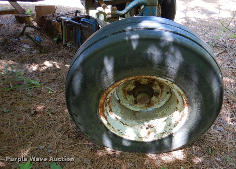 image for item DP4037 Ford 8600  tractor