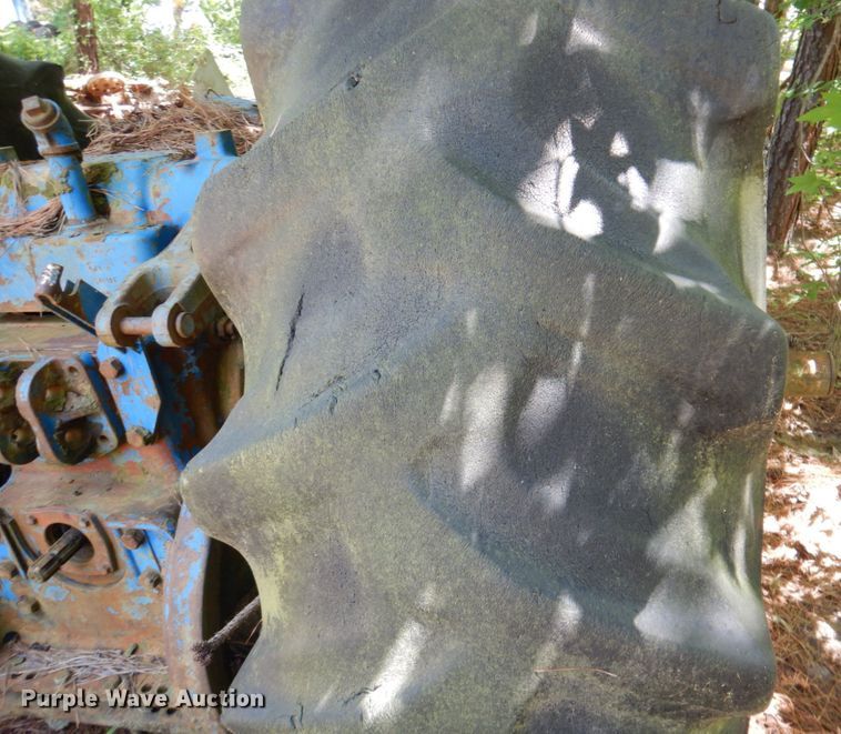 image for item DP4037 Ford 8600  tractor