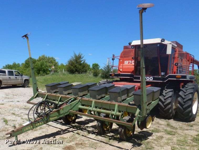 image for item DP5514 John Deere 7000  planter