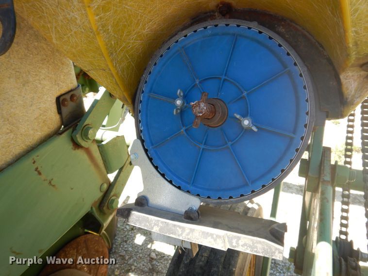 image for item DP5514 John Deere 7000  planter