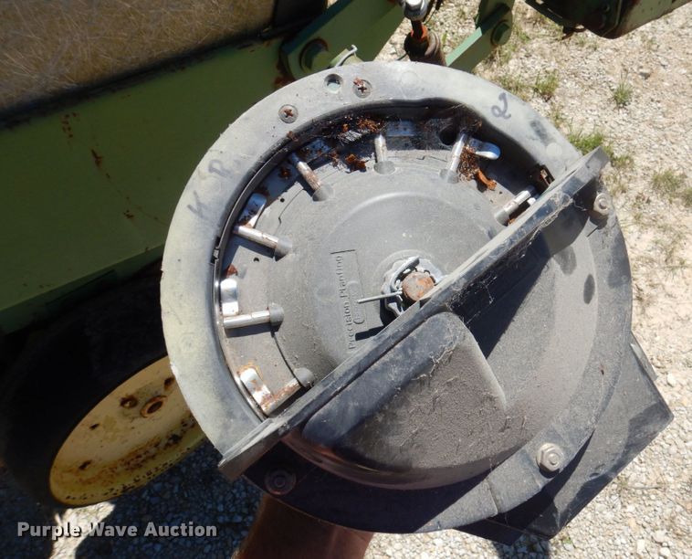 image for item DP5514 John Deere 7000  planter