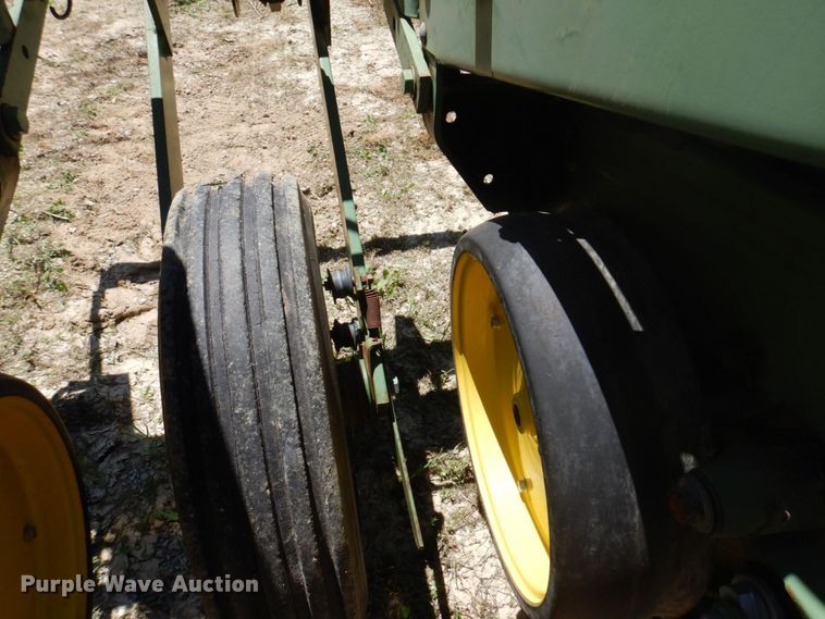image for item DP5514 John Deere 7000  planter