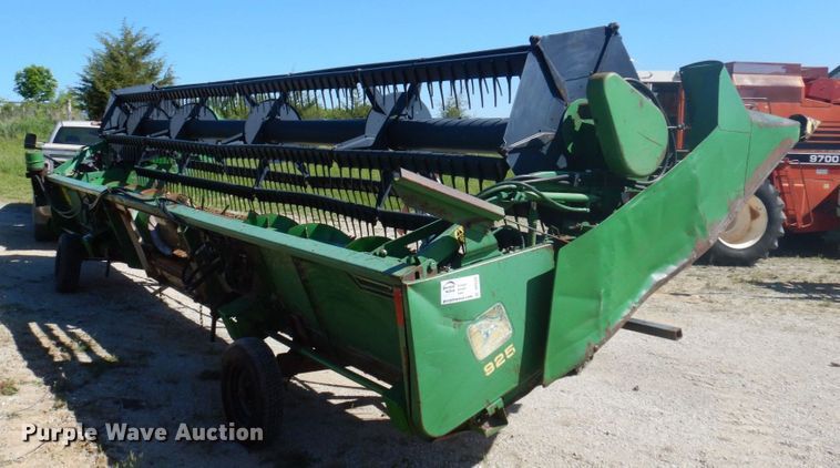 image for item DP5520 1991 John Deere 925  flex head