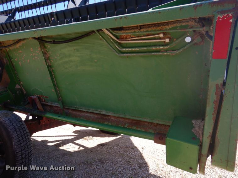 image for item DP5520 1991 John Deere 925  flex head