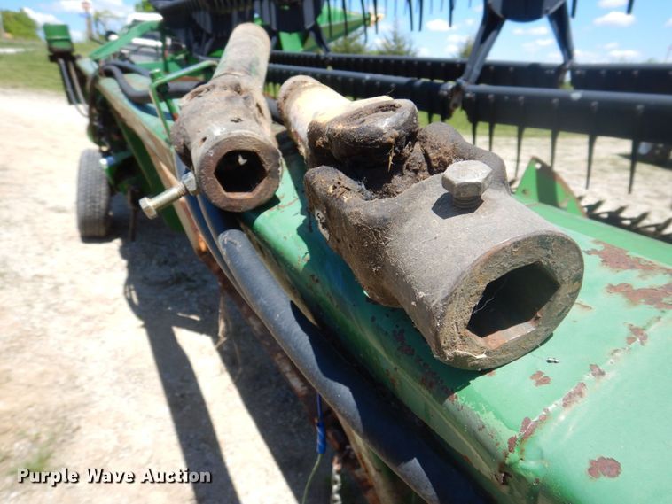 image for item DP5520 1991 John Deere 925  flex head