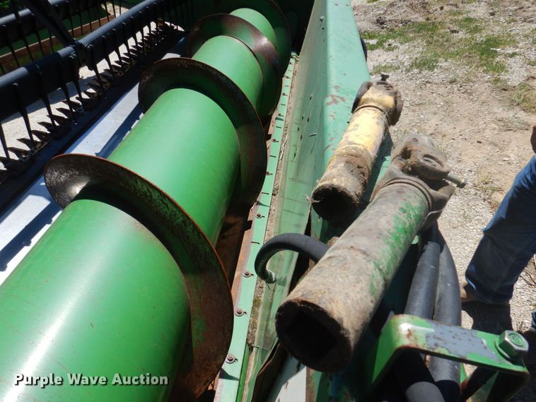 image for item DP5520 1991 John Deere 925  flex head