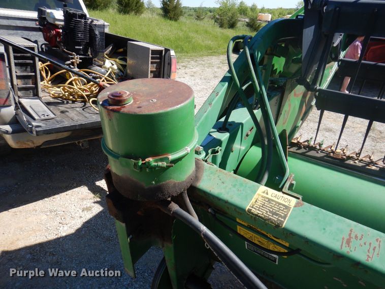 image for item DP5520 1991 John Deere 925  flex head