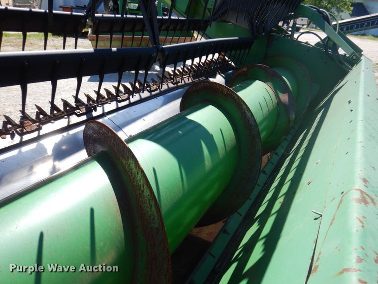 image for item DP5520 1991 John Deere 925  flex head