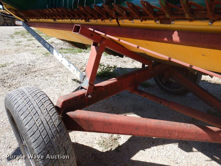 image for item DP5520 1991 John Deere 925  flex head