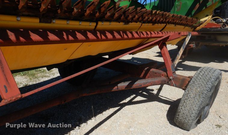 image for item DP5520 1991 John Deere 925  flex head