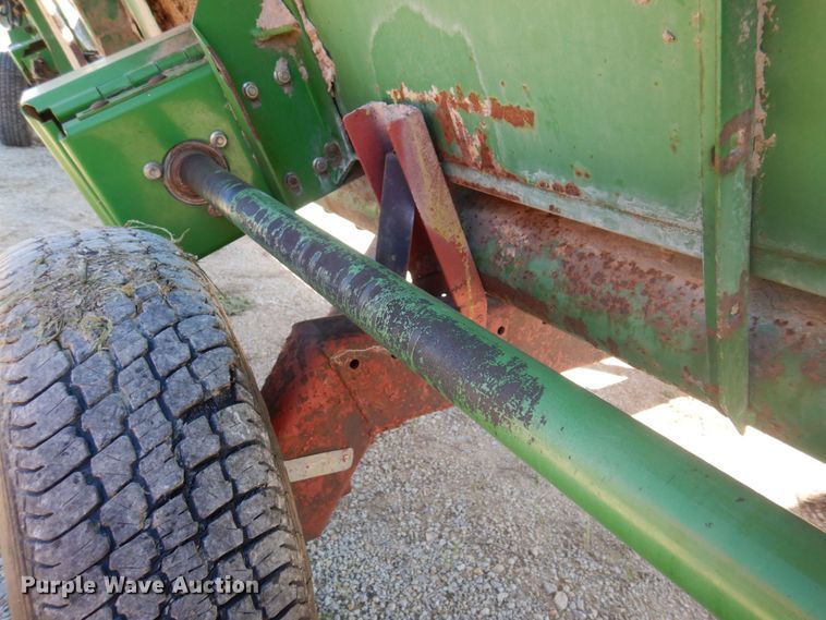 image for item DP5520 1991 John Deere 925  flex head