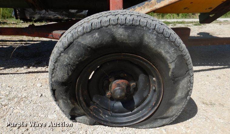 image for item DP5520 1991 John Deere 925  flex head